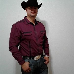 Meet your Posher, Jose dario